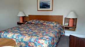 Spruceglen Inn - Image 2