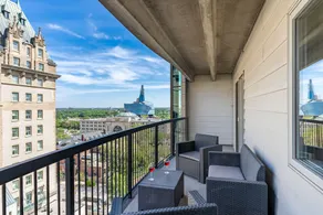 Fort Garry Place Furnished Suites - Image 3