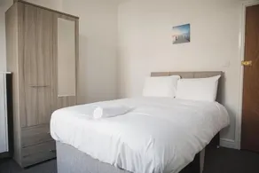 Green Park House - Image 4