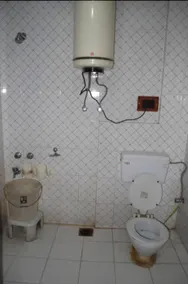 Hotel Relax Inn - Image 4