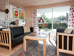 5 person holiday home in Juelsminde-By Traum - Image 2