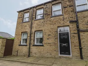 Lister Cottage - Image 2