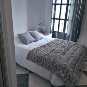 Hostal Sierra De Tentudía - Image 2