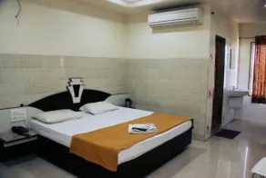 Hotel Apple Sai Residency - Image 2