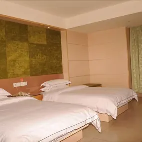 Luck 7 Hotel - Image 2