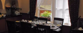The Glen Guesthouse - Image 5
