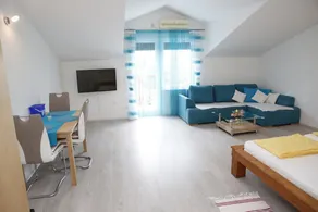 Panorama Apartments - Image 4
