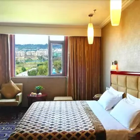 Mingren Hotel Xichang - Image 5