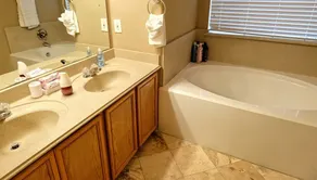 4Bdrm 2Bath 4Beds - Sugarland Richmond - Image 4