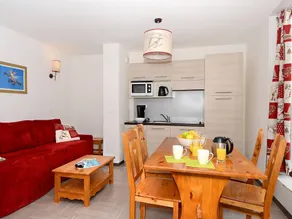 Well-kept Wooden-style Apartment at a Height of 1.6 km - Image 3