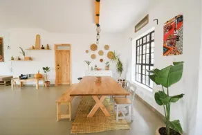 Cozy Stays - Image 3