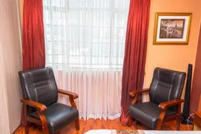 Alpha Queens Home - Image 5