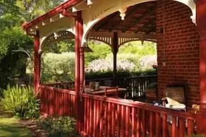 Fawkes House Country Spa Retreat - Image 4