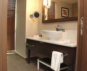 Vazo Suite - Image 5