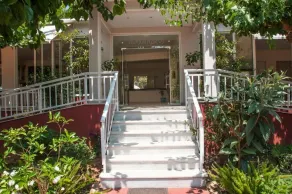 Apartments Hotel Alexandros - Image 3