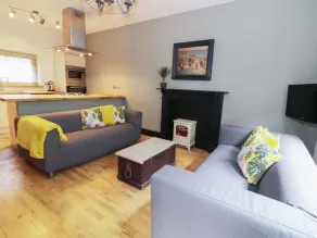 4 Wheatsheaf Yard - Image 5
