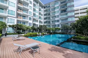 First Choice Grand Suites - Image 5