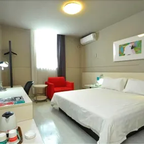Jinjiang Inn North Station Dalian - Image 4