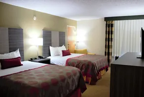 Ramada by Wyndham Wentzville - Image 2