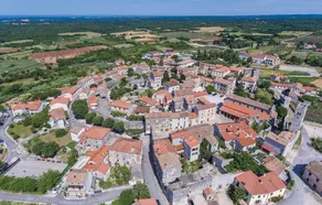 Amazing Home in Vosteni With 3 Bedrooms and Outdoor Swimming Pool - Image 4