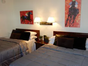 South Broadway Inn & Spa - Image 3
