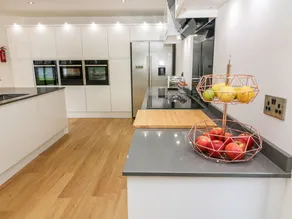 Low Wood House - Image 5