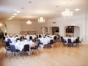 Eliot House Hotel - Image 2