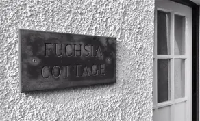 Fuchsia Cottage - Image 3