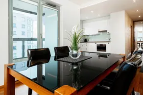 Apartment Jeziorańskiego by Renters - Image 2