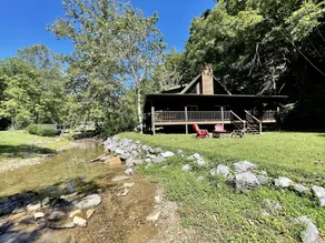 Willow Creek 2 Bedroom Cabin by RedAwning - Image 2