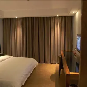 Longshan Hotel - Image 4