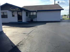 Sebring Inn - Image 4
