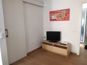 Comfortable Apartment Park Guell - Image 2