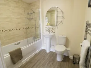 5 Windermere - Image 2