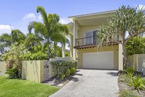 Angourie House - Salt Village - Image 3