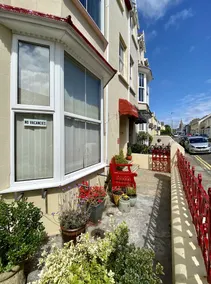 Sunny Bank Guest House - Image 4