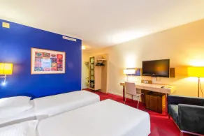 Park Inn by Radisson Pulkovskaya St Petersburg - Image 3
