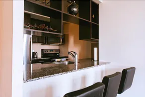 JP Stays Elegant Luxury Suite - Image 5