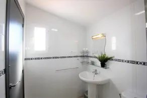 Villa Caracas - Image 4