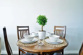 Spacious City Centre 3bed: Free Parking/elevator - Image 2