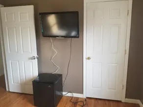 Private room near EWR and NYC - Image 2
