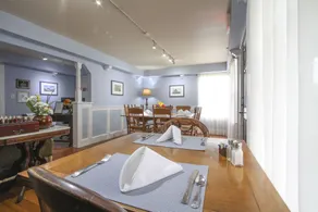 Beach Spa Bed and Breakfast - Image 2