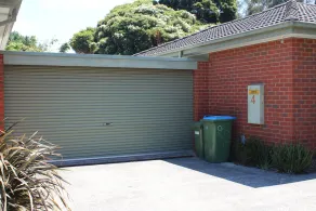Australian Home Away Ringwood at Bardia - Image 2