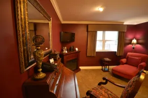 Sheridan's & Sheridan House - Image 3