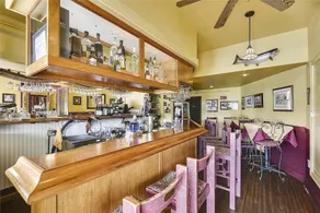 Oxford Inn - Image 5