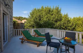 Awesome Home in Komaji With 4 Bedrooms, Wifi and Private Swimming Pool - Image 2