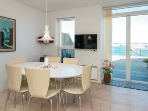 Lovely Holiday Home in Glesborg Near Sea - Image 3