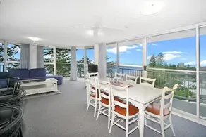Syrenuse Apartments - Image 5