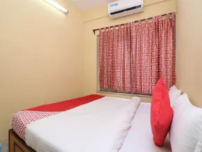 OYO 14232 Behala Guest House - Image 2