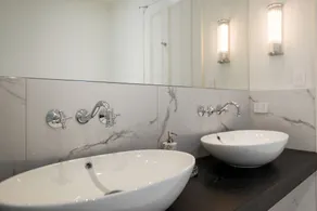 Henley Hotel - Image 4